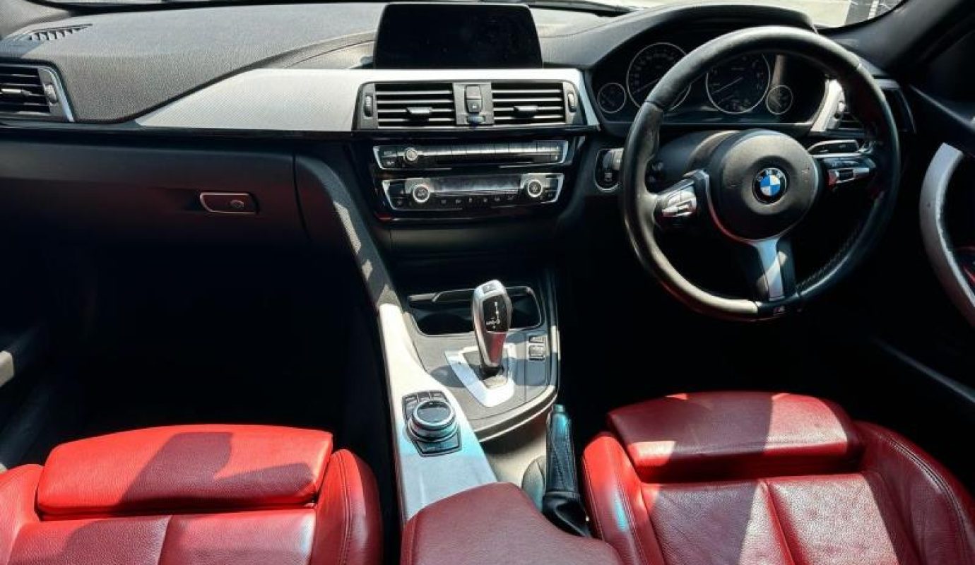 2018 BMW 3 Series 320i M Sport Auto