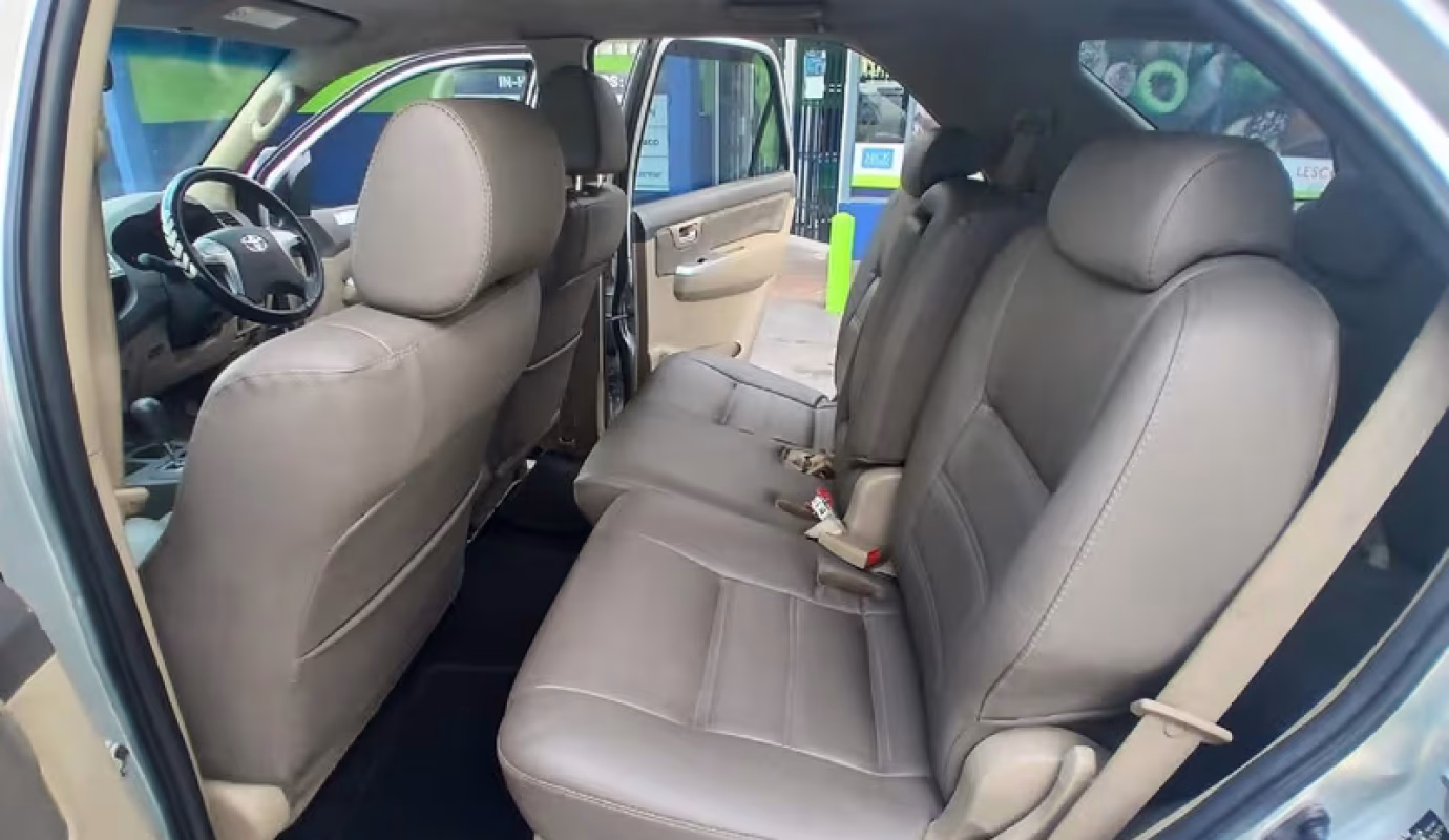 2013 Toyota Fortuner 2.5 D-4D Raised Body Auto