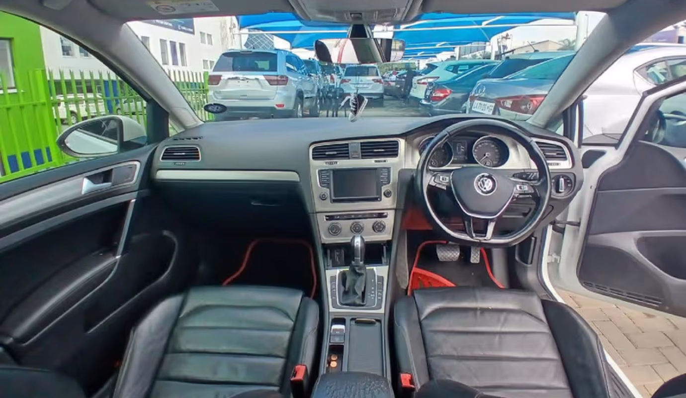 2017 Volkswagen Golf VII 2.0 TSI R Auto