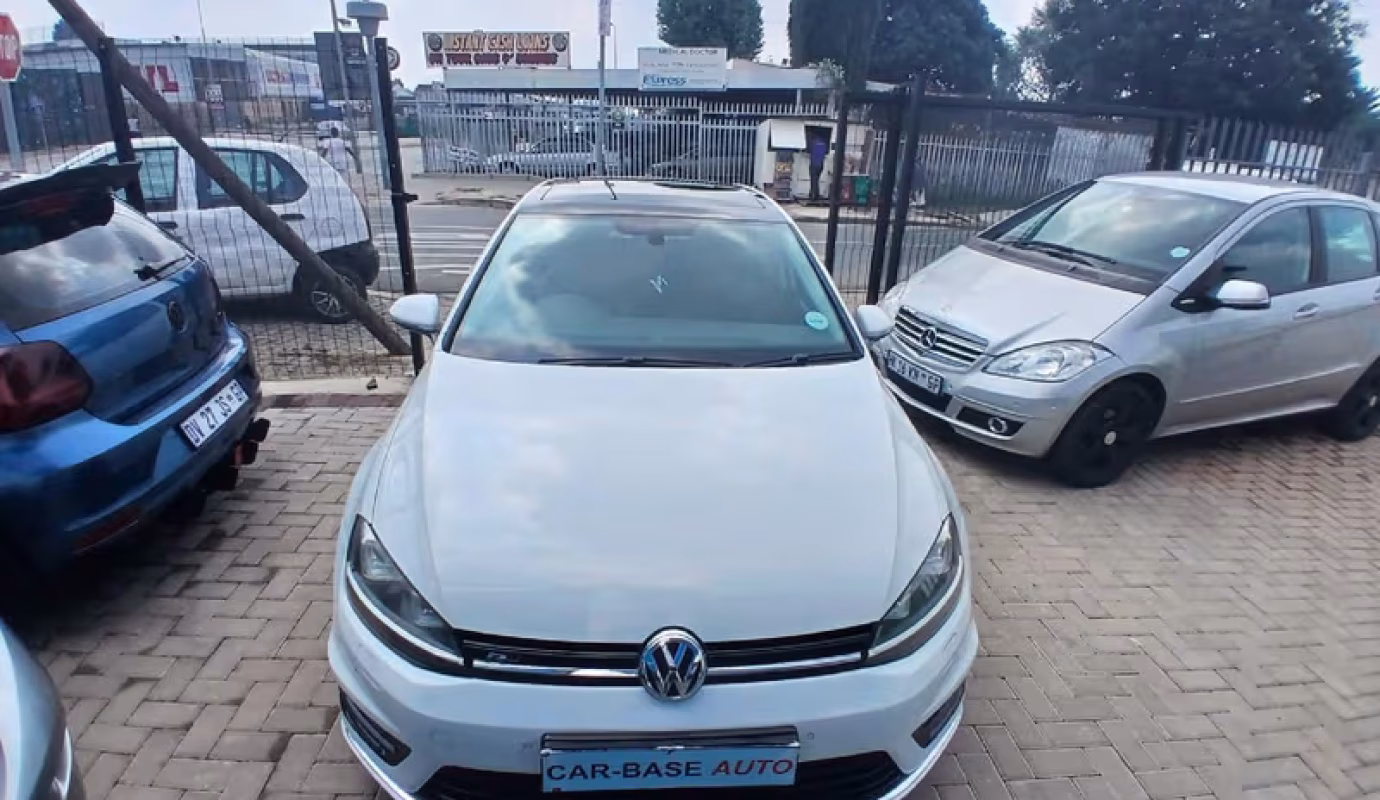 2017 Volkswagen Golf VII 2.0 TSI R Auto