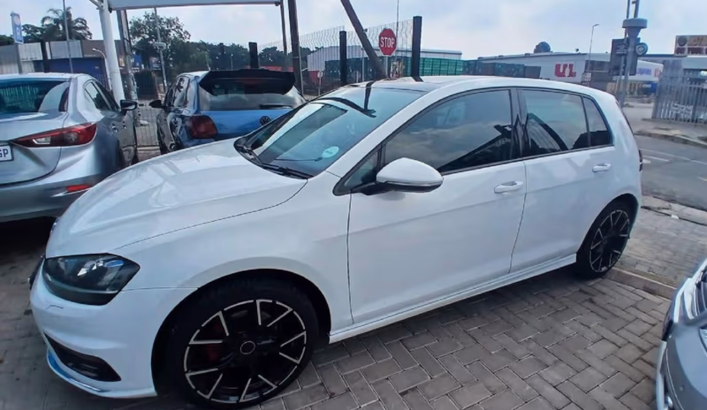 2017 Volkswagen Golf VII 2.0 TSI R Auto