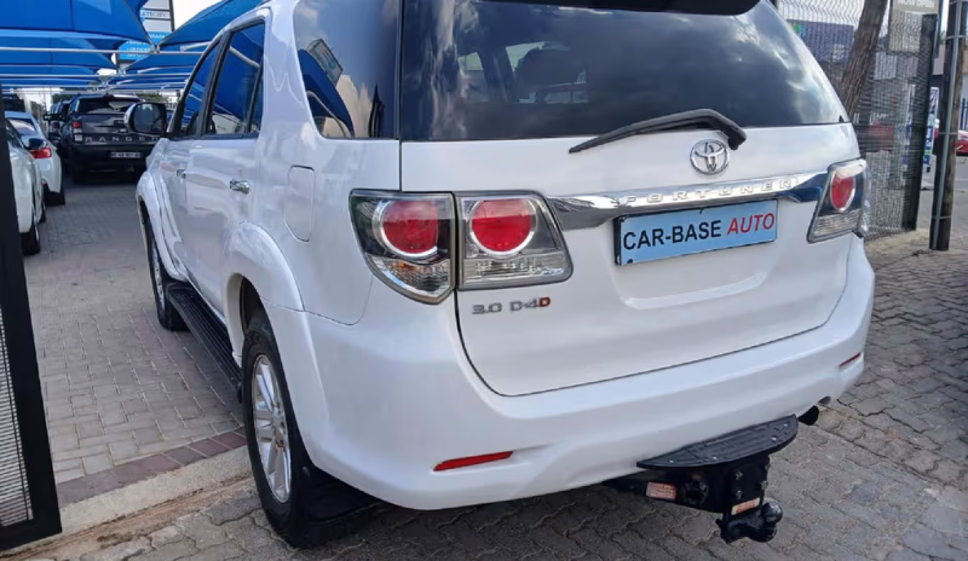 2015 Toyota Fortuner 3.0 D-4D Raised Body