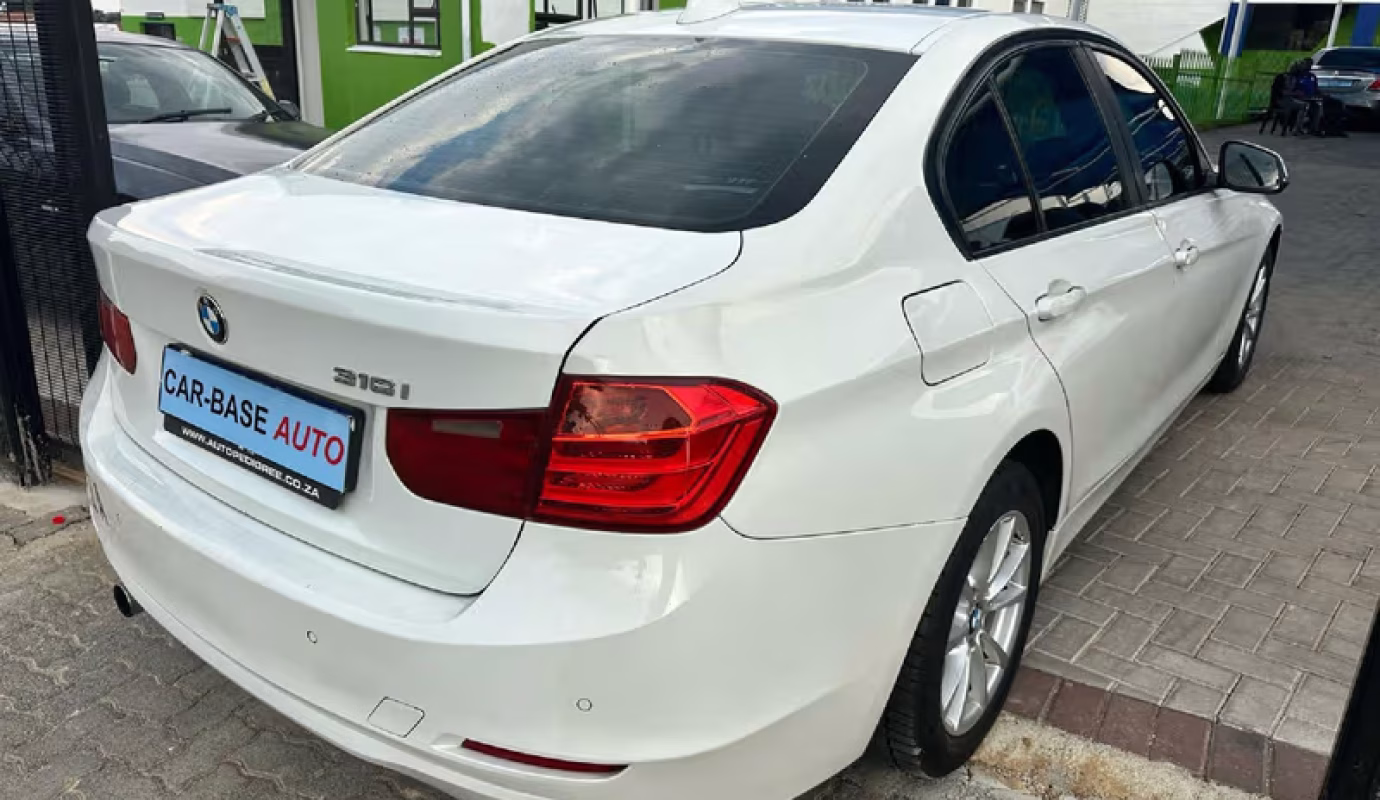 2014 BMW 3 Series 316i Auto