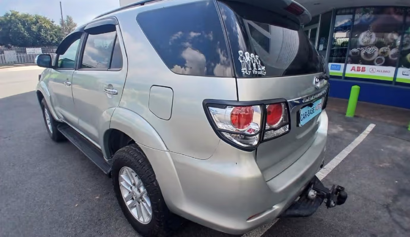2013 Toyota Fortuner 2.5 D-4D Raised Body Auto