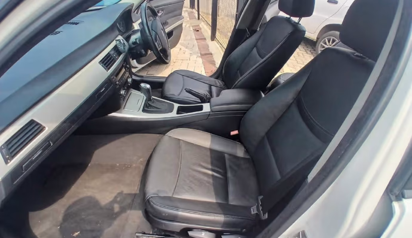 2009 BMW 3 Series 320i Exclusive Auto