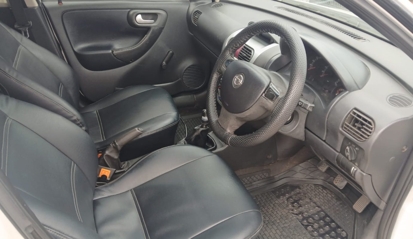 2010 Opel Corsa bakkie 1.7 DTI