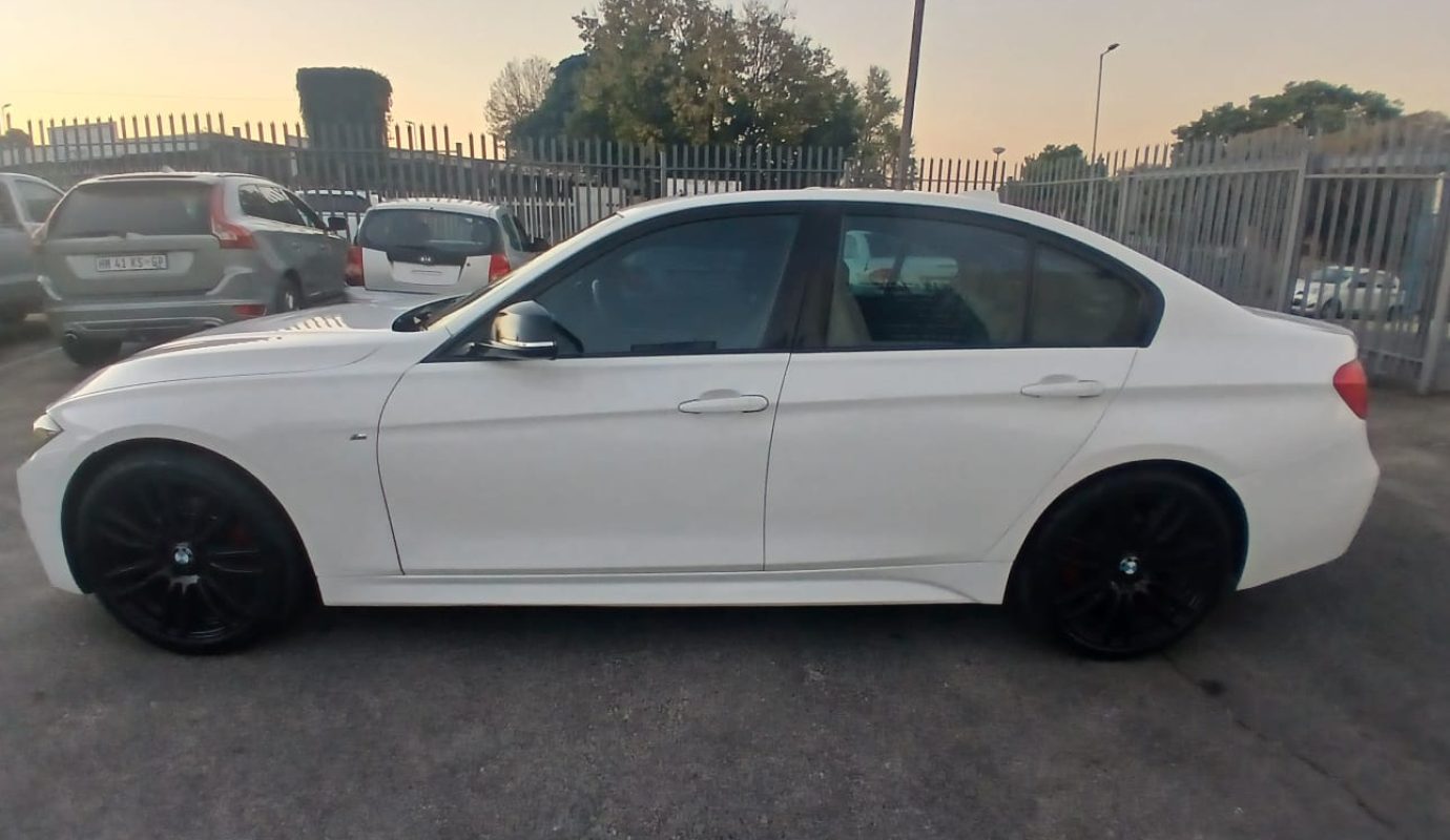 2014 BMW F30 320I M-sport