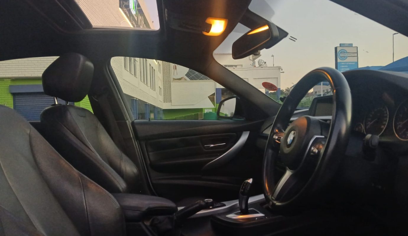 2014 BMW F30 320I M-sport