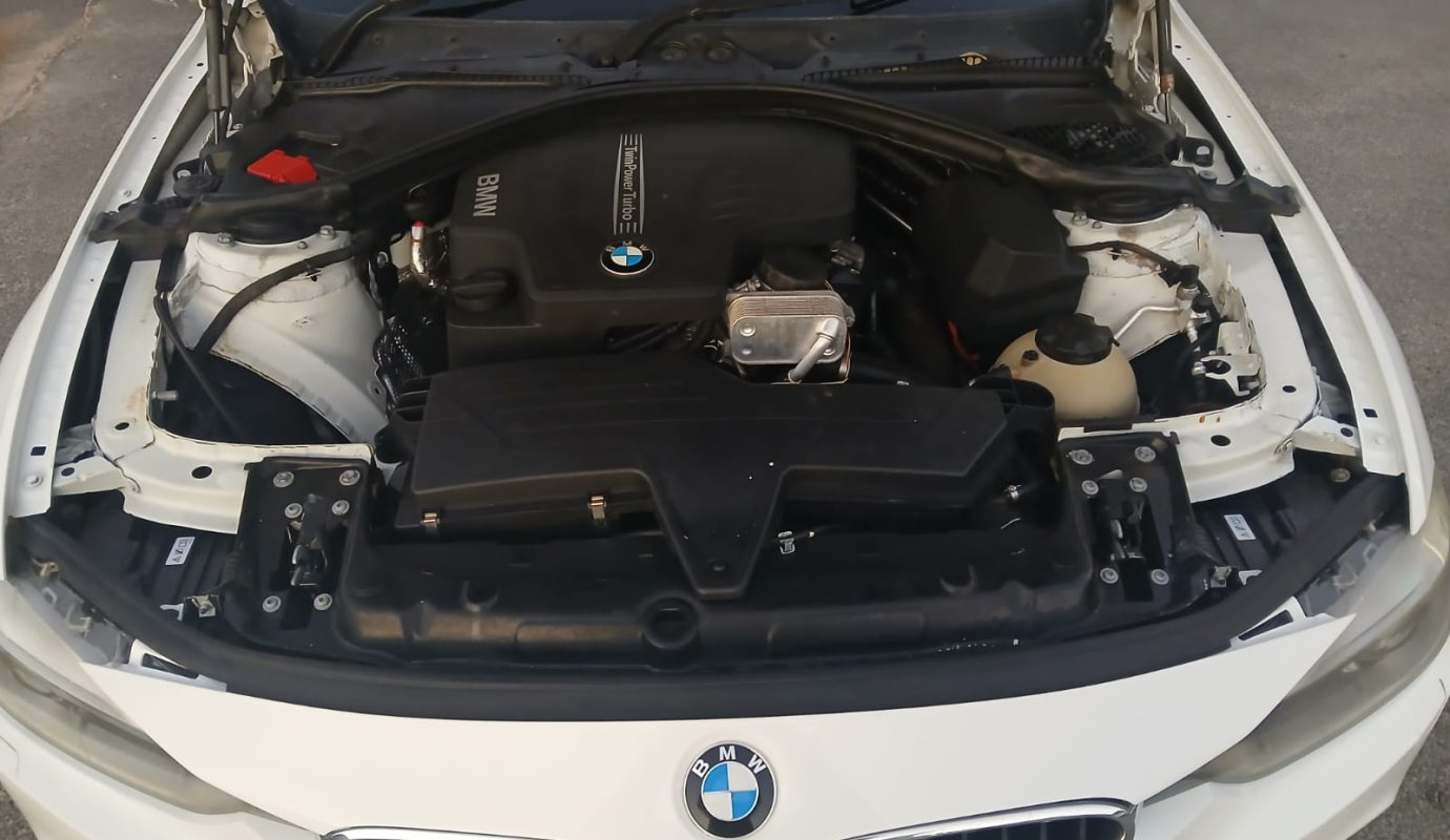 2014 BMW F30 320I M-sport