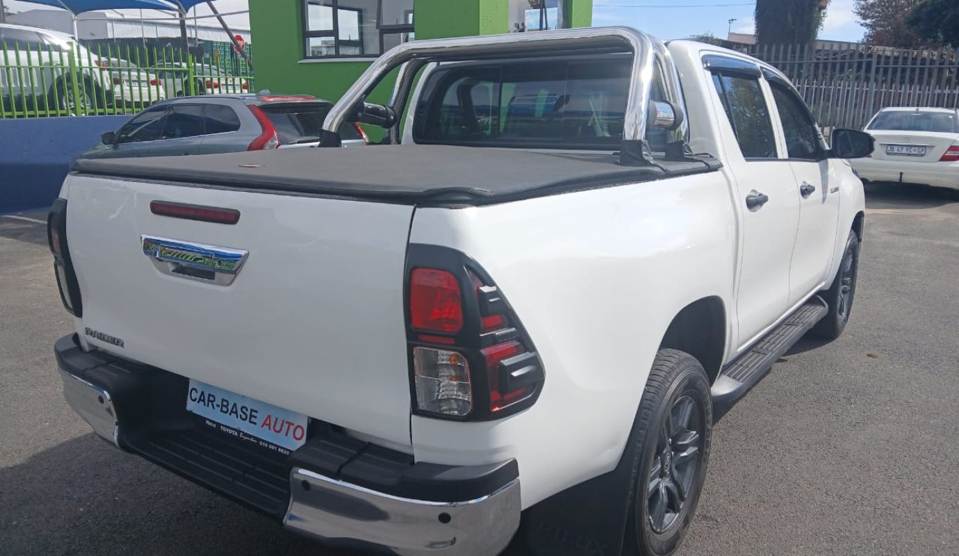Toyota hilux 2.8GD6 4×2 supper cab