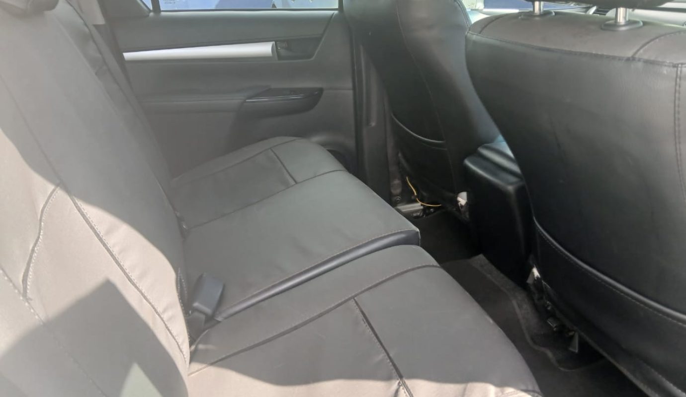 Toyota hilux 2.8GD6 4×2 supper cab