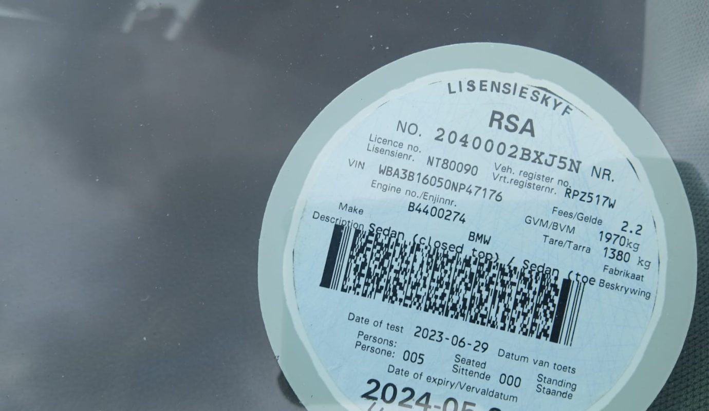 2013 BMW 320i  Automatic