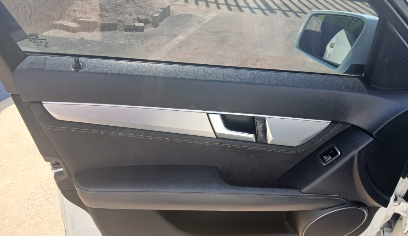 2014  Mercedes Benz C200 Automatic