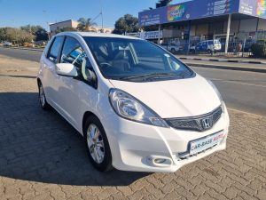 2011 Honda Jazz 1.4 Auto – White |