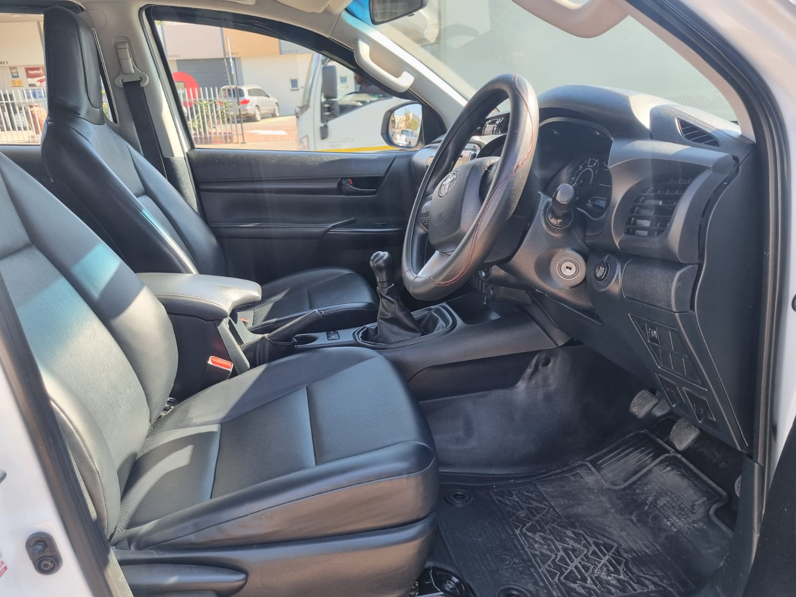 
								2023 Toyota Hilux 2.4 GD-6 4×4 Legend GR Sport – Double Cab | full									