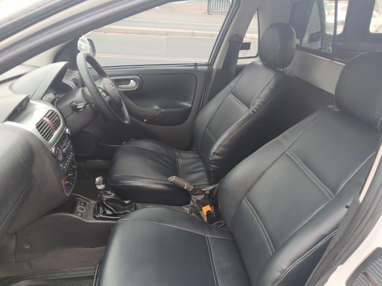 
								2010 Opel Corsa 1.7 DTI Utility Bakkie – Diesel | full									