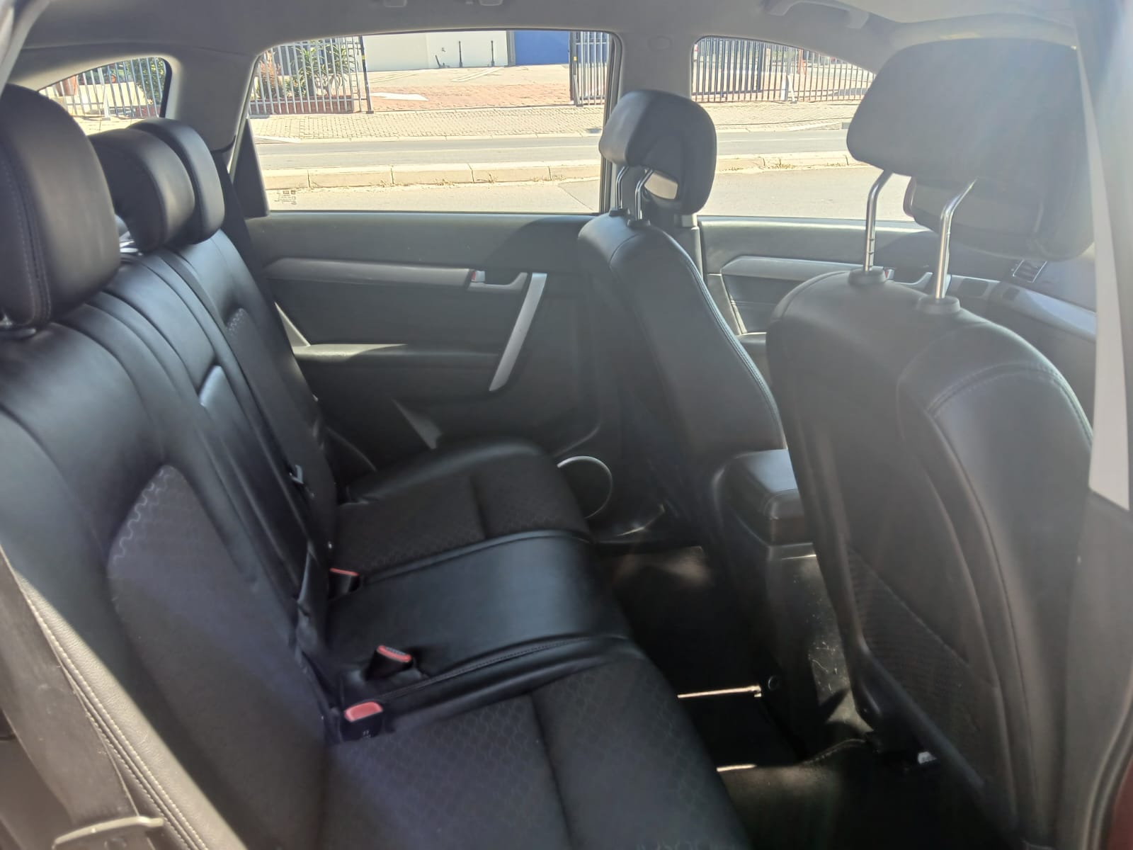 
								2017 Chevrolet Captiva 2.0D LT Automatic – 7-Seater | full									