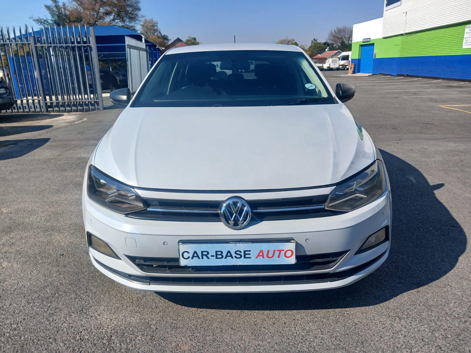 
								2020 VW Polo 8 1.0 TSI Manual – FSH | full									