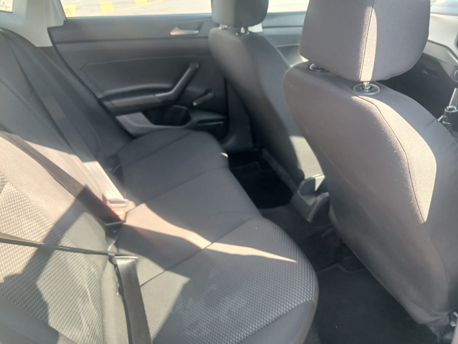 
								2020 VW Polo 8 1.0 TSI Manual – FSH | full									