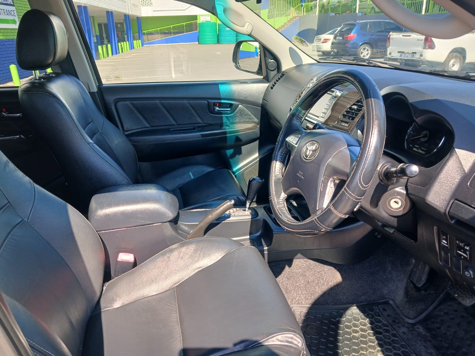 
								2014 Toyota Fortuner 3.0 D-4D 4×2 Auto – Diesel | full									