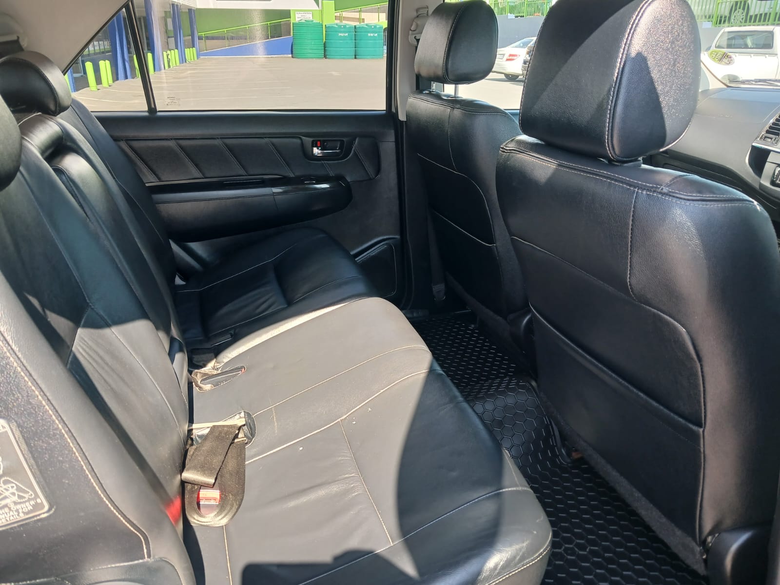 
								2014 Toyota Fortuner 3.0 D-4D 4×2 Auto – Diesel | full									