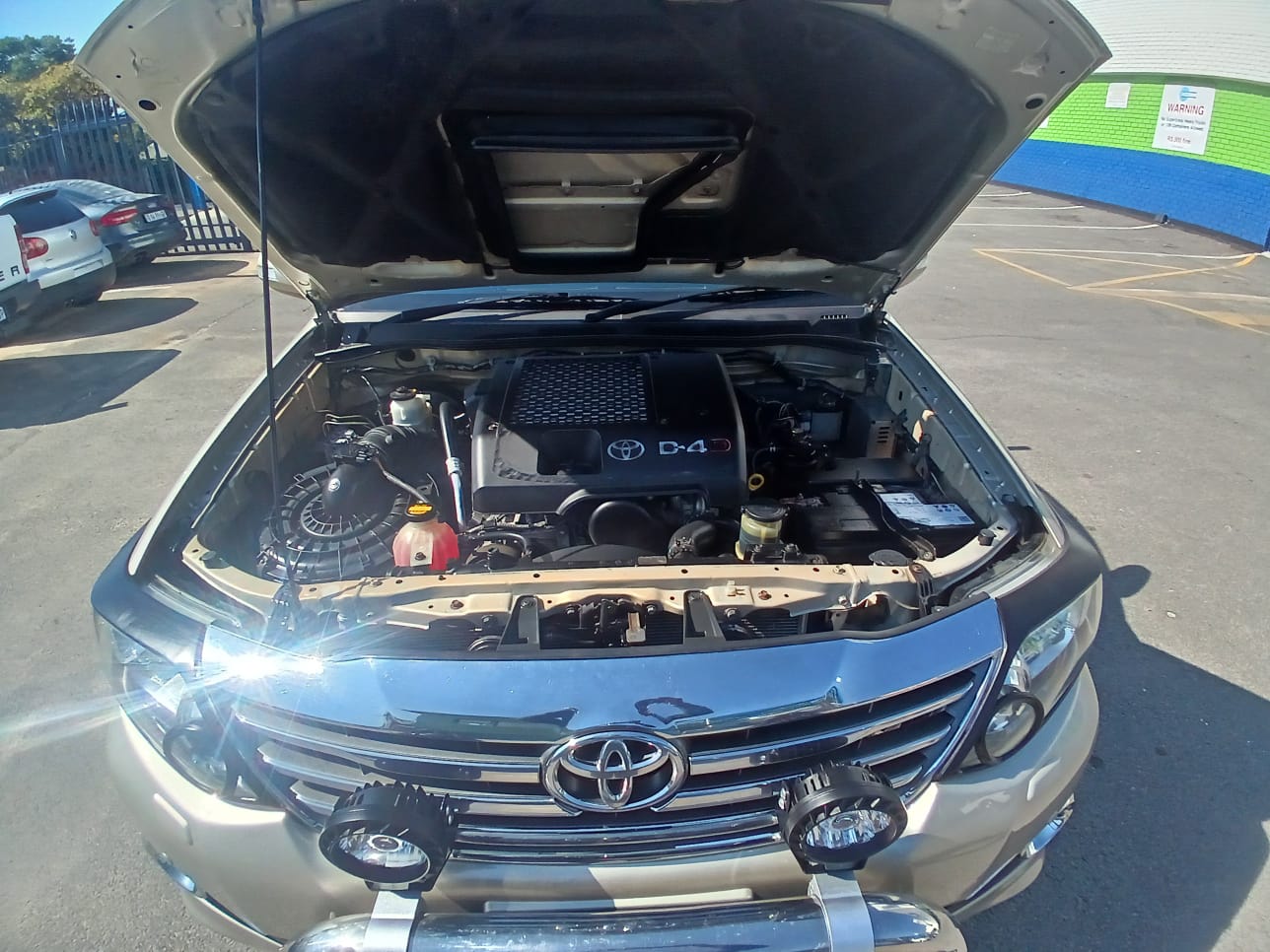 
								2014 Toyota Fortuner 3.0 D-4D 4×2 Auto – Diesel | full									