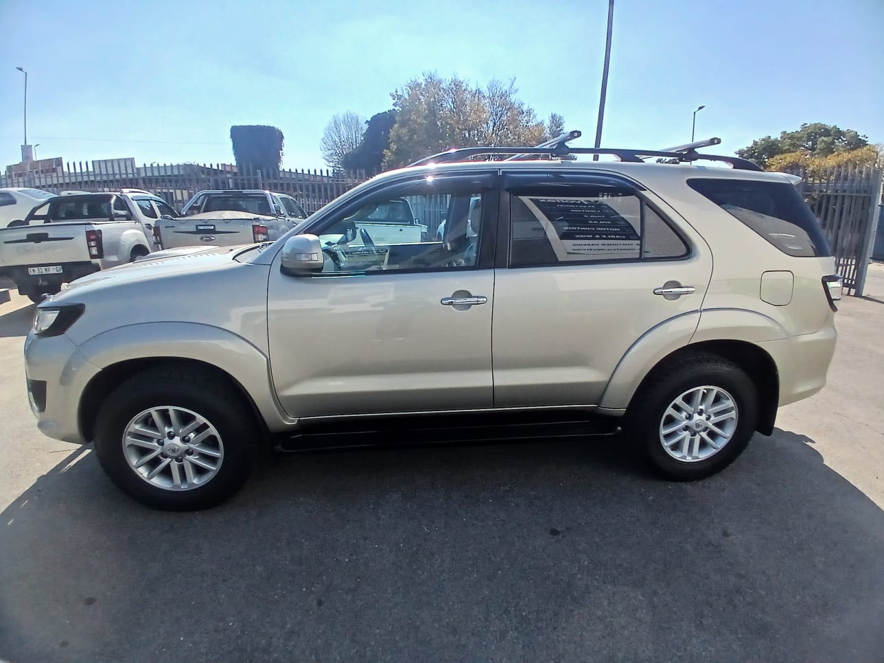 
								2014 Toyota Fortuner 3.0 D-4D 4×2 Auto – Diesel | full									