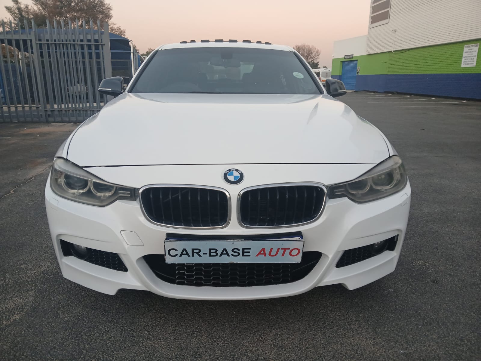 
								2014 BMW 320i F30 M Sport Auto – Sunroof | full									