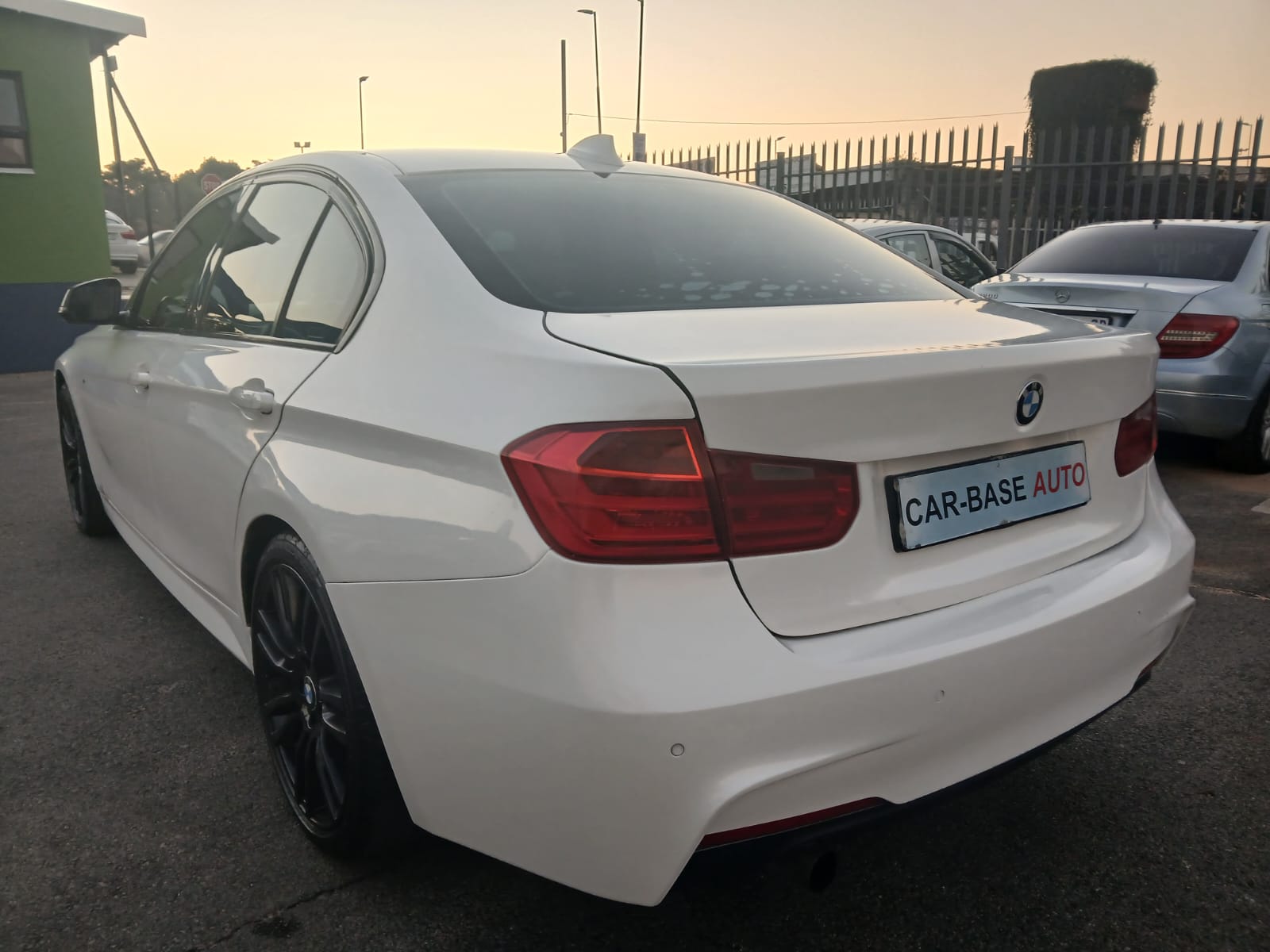 
								2014 BMW 320i F30 M Sport Auto – Sunroof | full									