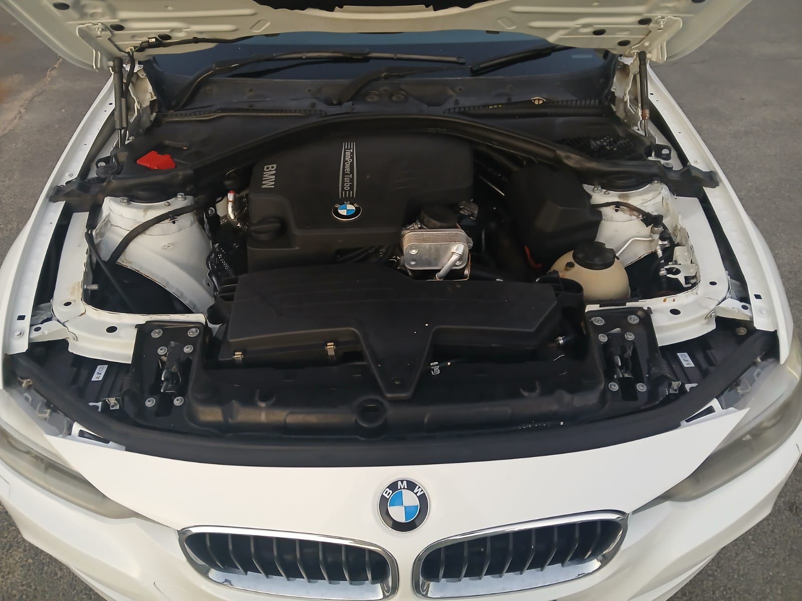 
								2014 BMW 320i F30 M Sport Auto – Sunroof | full									