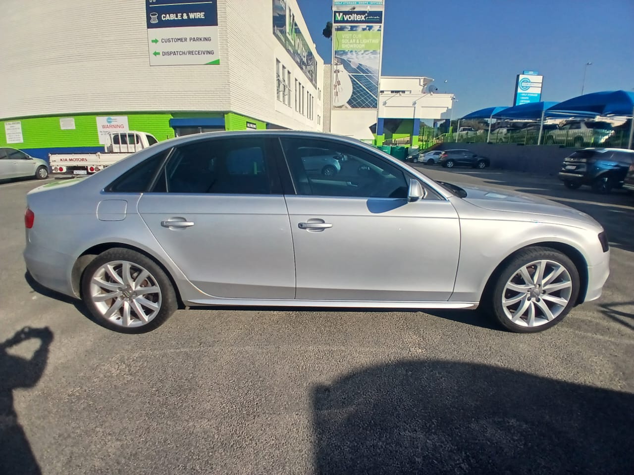 
								2014 Audi A4 2.0 TDCI Automatic – Diesel | Leather Interior | full									