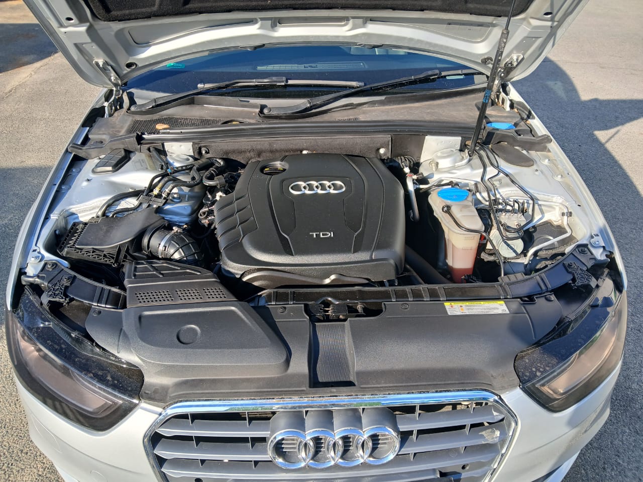 
								2014 Audi A4 2.0 TDCI Automatic – Diesel | Leather Interior | full									