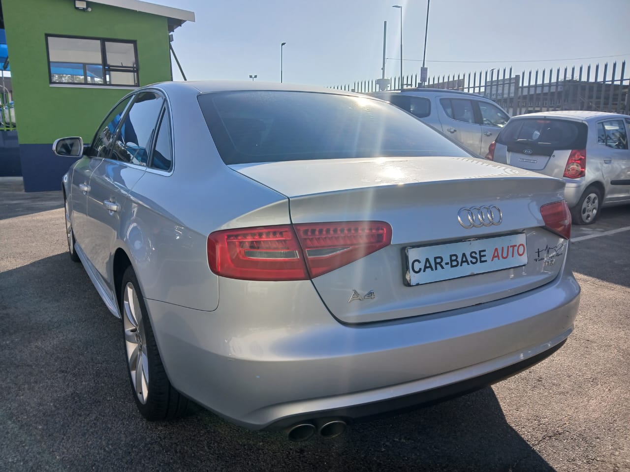 
								2014 Audi A4 2.0 TDCI Automatic – Diesel | Leather Interior | full									