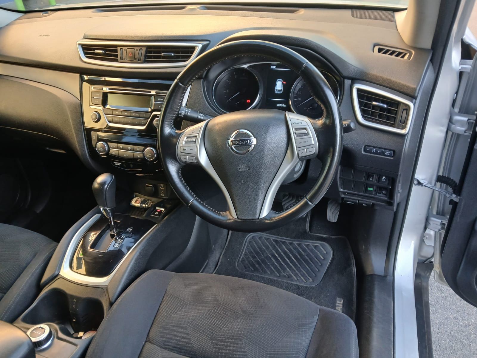 
								2018 Nissan X-Trail 2.5 4×4 Automatic – SUV | Petrol | full									