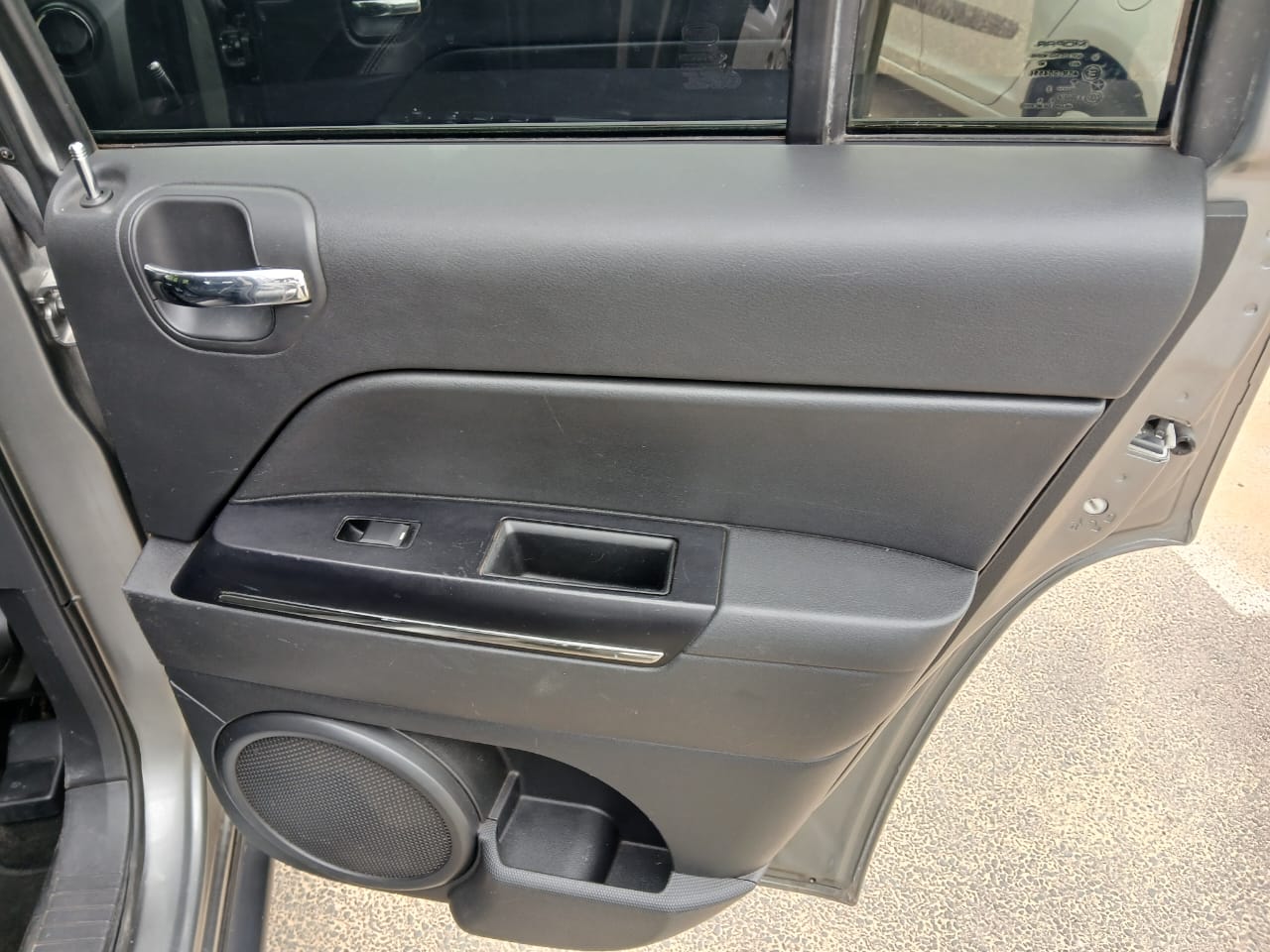 
								2013 Jeep Compass Limited 2.0 Auto – Leather | Petrol | full									