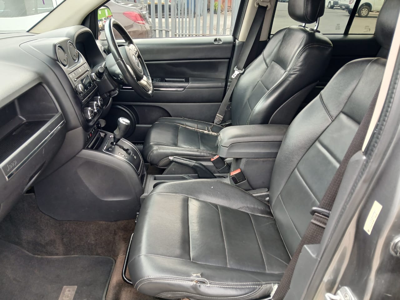 
								2013 Jeep Compass Limited 2.0 Auto – Leather | Petrol | full									