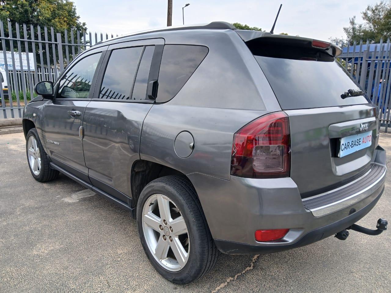
								2013 Jeep Compass Limited 2.0 Auto – Leather | Petrol | full									