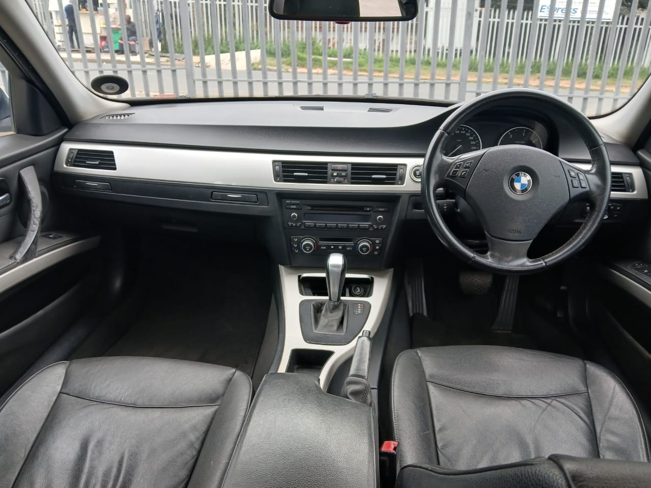 
								2009 BMW 320d Automatic – Diesel | full									