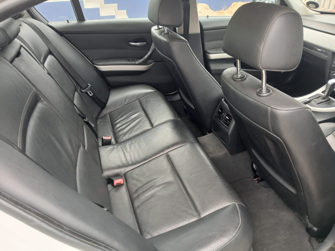 
								2009 BMW 320d Automatic – Diesel | full									