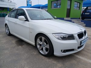 2009 BMW 320d Automatic – Diesel |