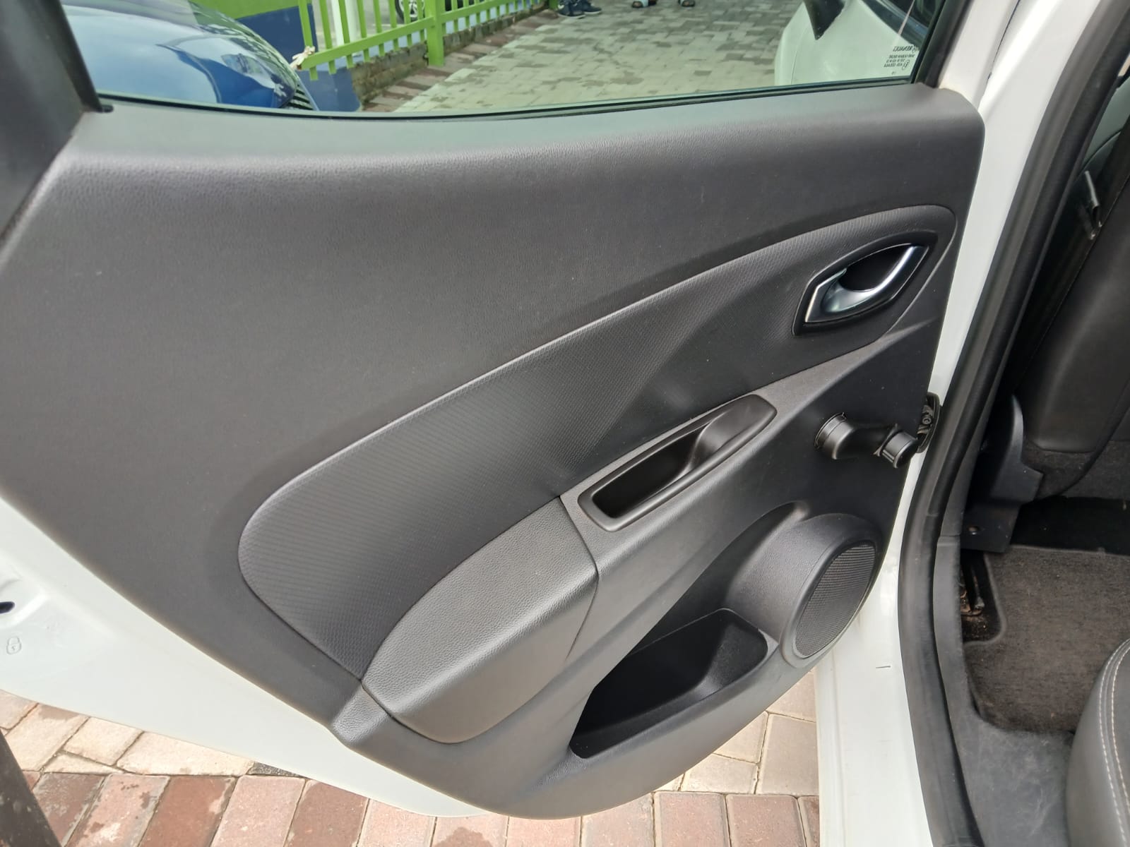 
								2019 Renault Clio IV 0.9 Turbo Manual – Petrol | full									