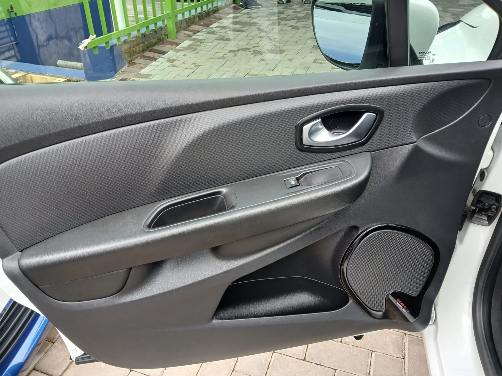 
								2019 Renault Clio IV 0.9 Turbo Manual – Petrol | full									