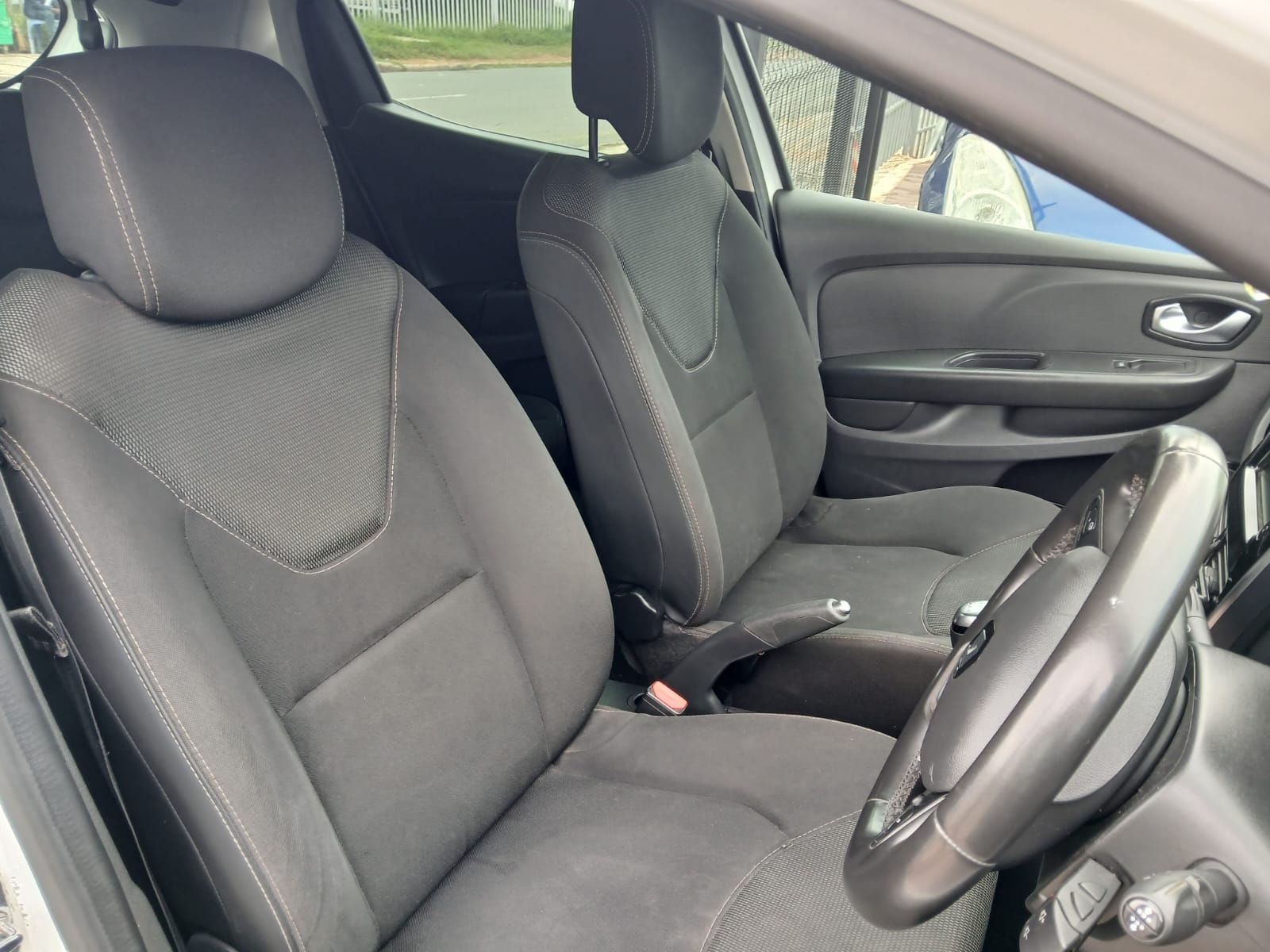 
								2019 Renault Clio IV 0.9 Turbo Manual – Petrol | full									