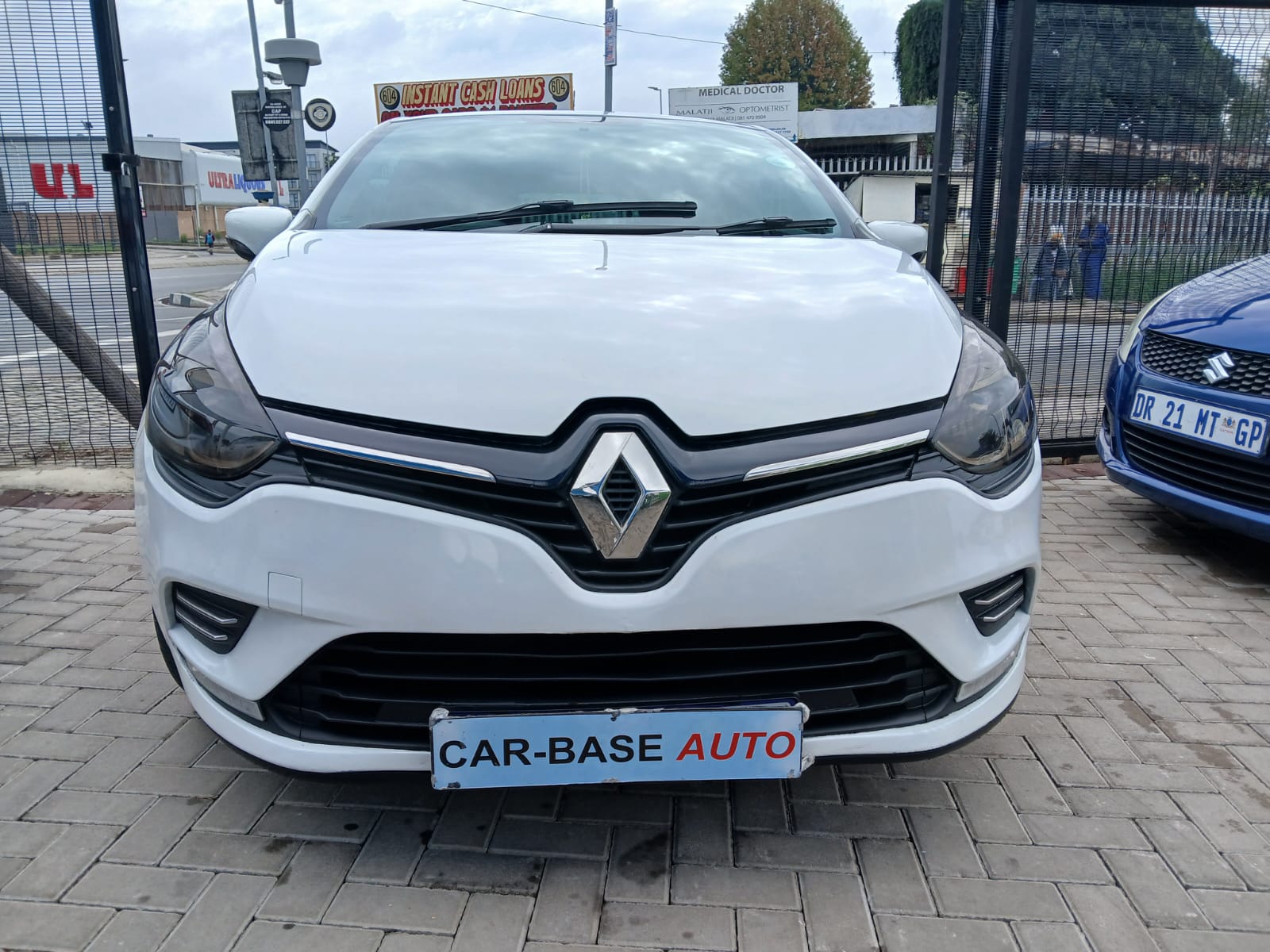 
								2019 Renault Clio IV 0.9 Turbo Manual – Petrol | full									