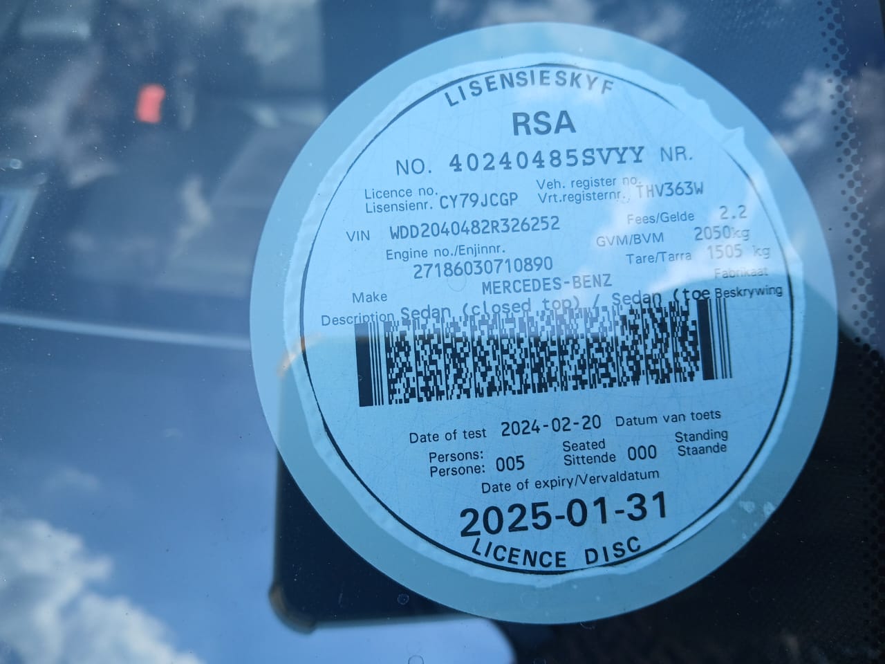 
								2014  Mercedes Benz C200 Automatic full									