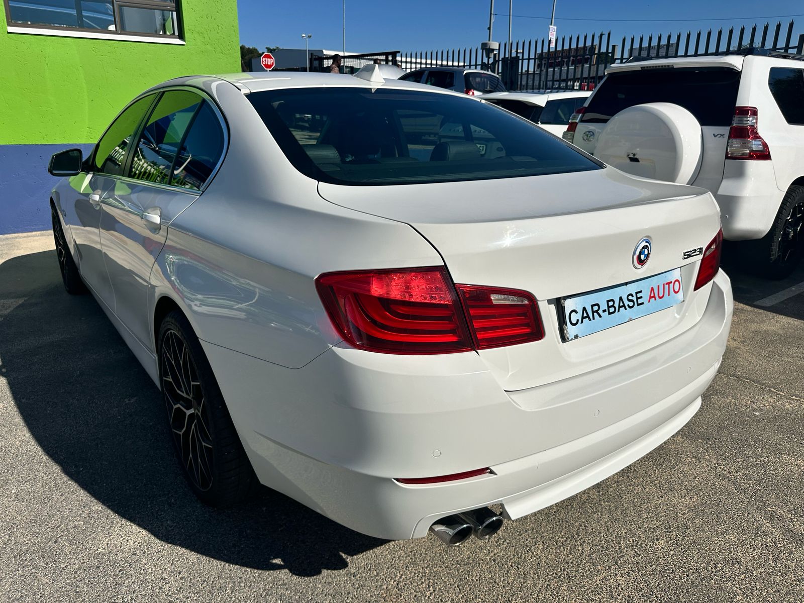 
								2011 BMW 523i M-Sport (F30) – Automatic | Sunroof | Petrol | full									