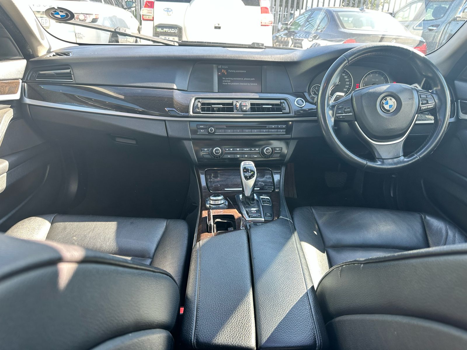 
								2011 BMW 523i M-Sport (F30) – Automatic | Sunroof | Petrol | full									