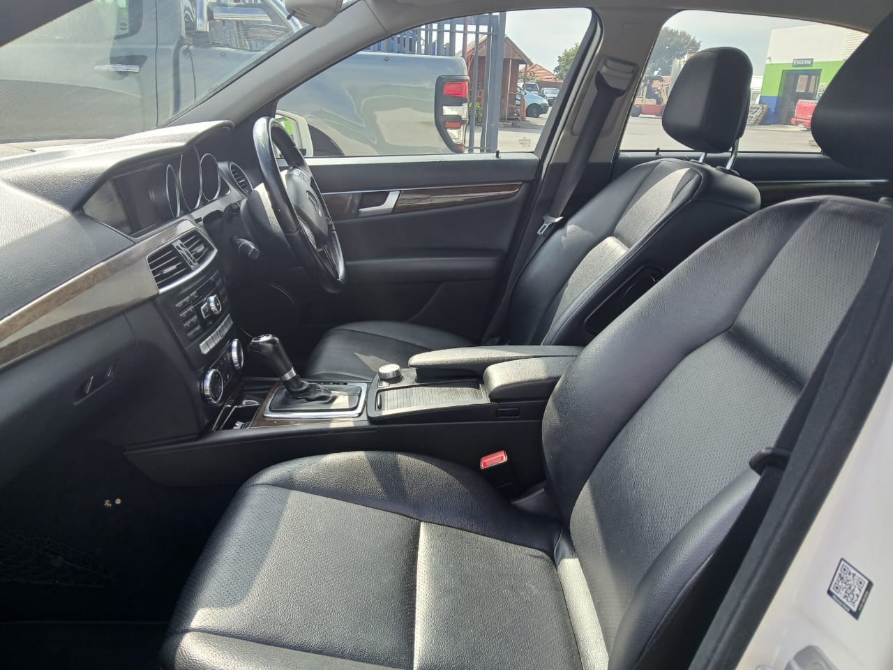 
								2012 Mercedes Benz C180 l Auto full									