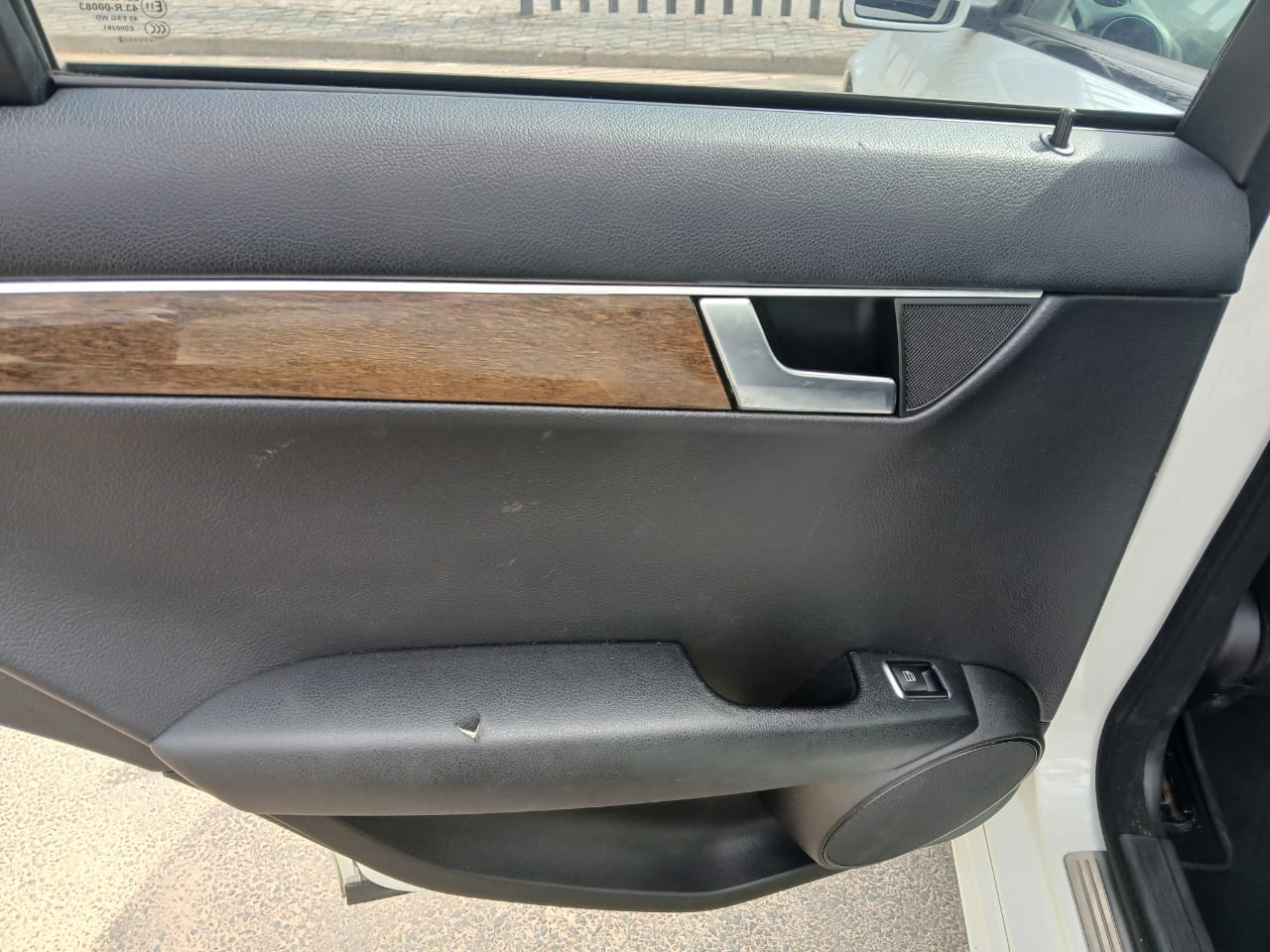 
								2012 Mercedes Benz C180 l Auto full									