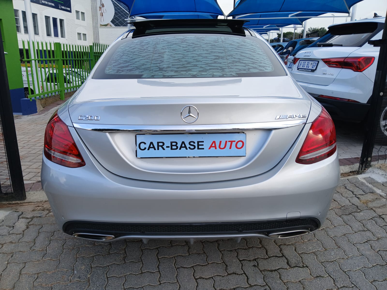 
								2017 Mercedes-Benz AMG – Automatic | Petrol full									